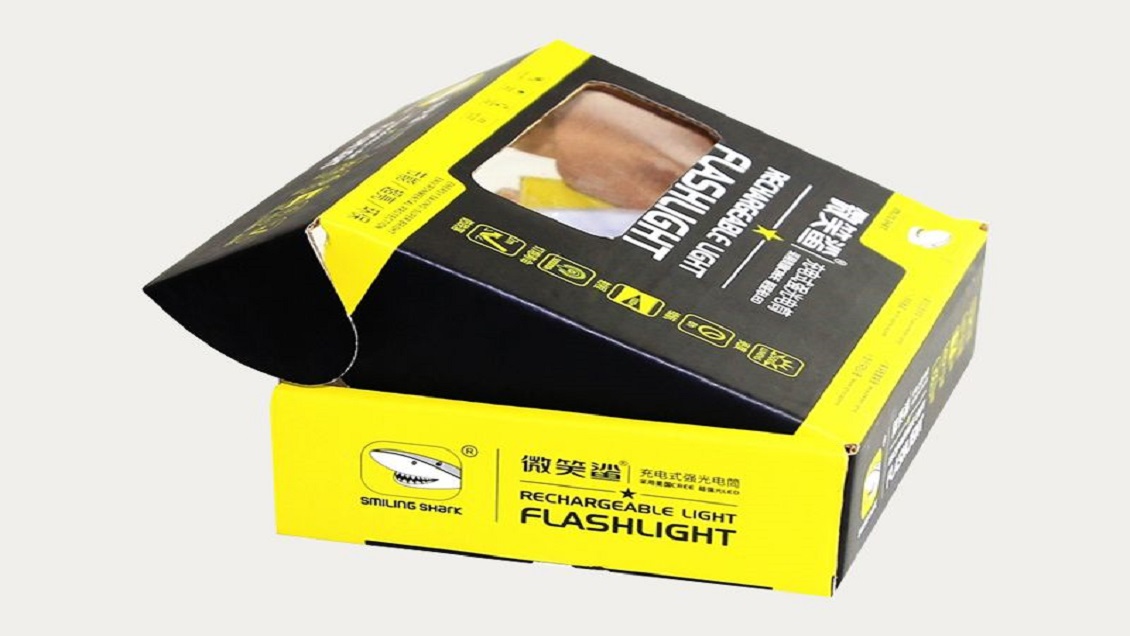 flashlight packaging
